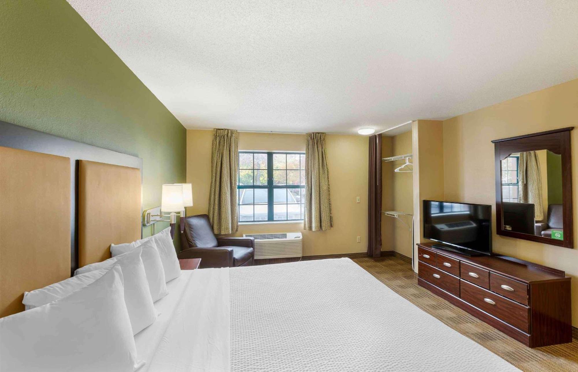 Extended Stay America Select Suites - Milwaukee - Waukesha Esterno foto
