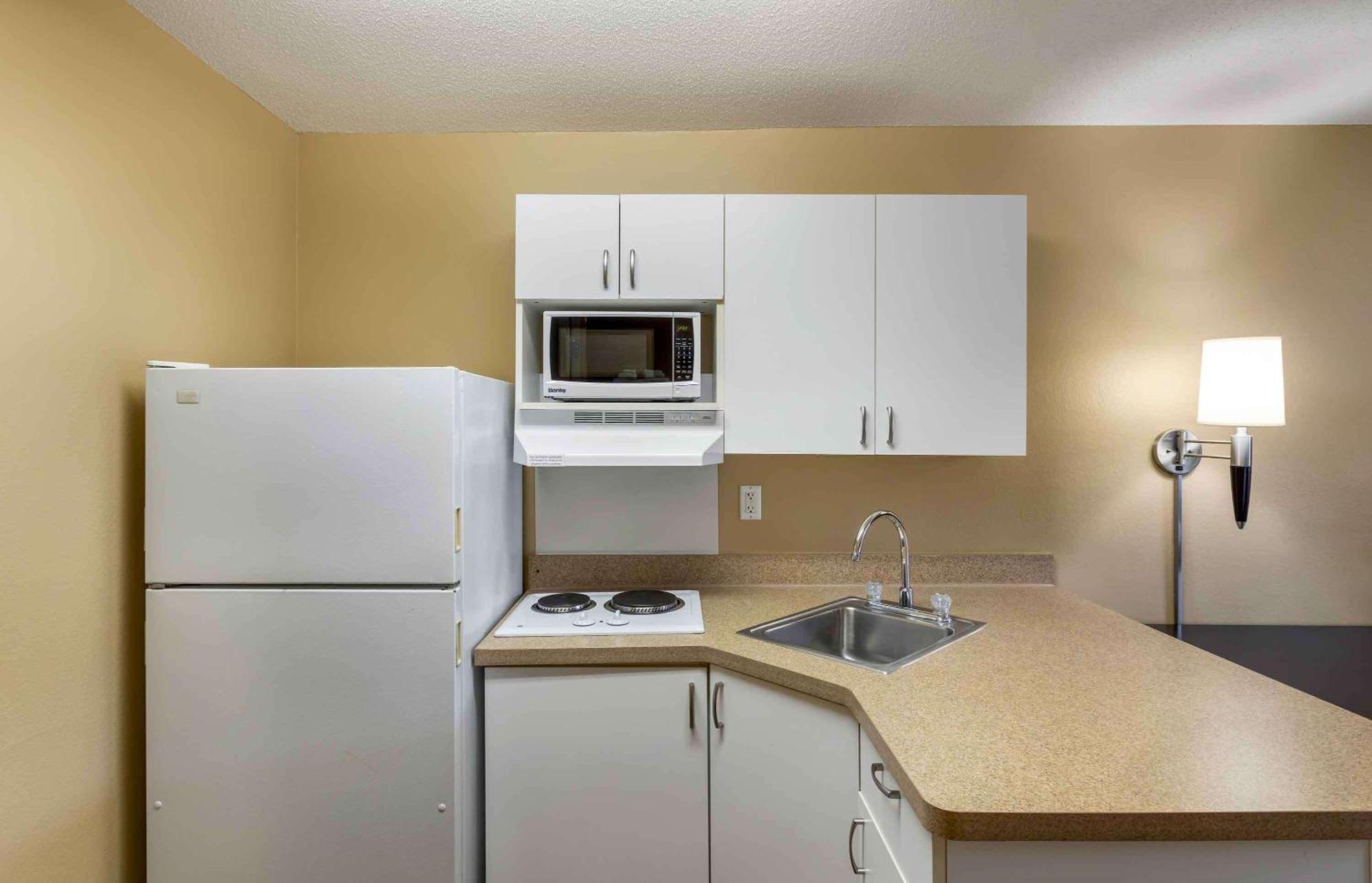 Extended Stay America Select Suites - Milwaukee - Waukesha Esterno foto