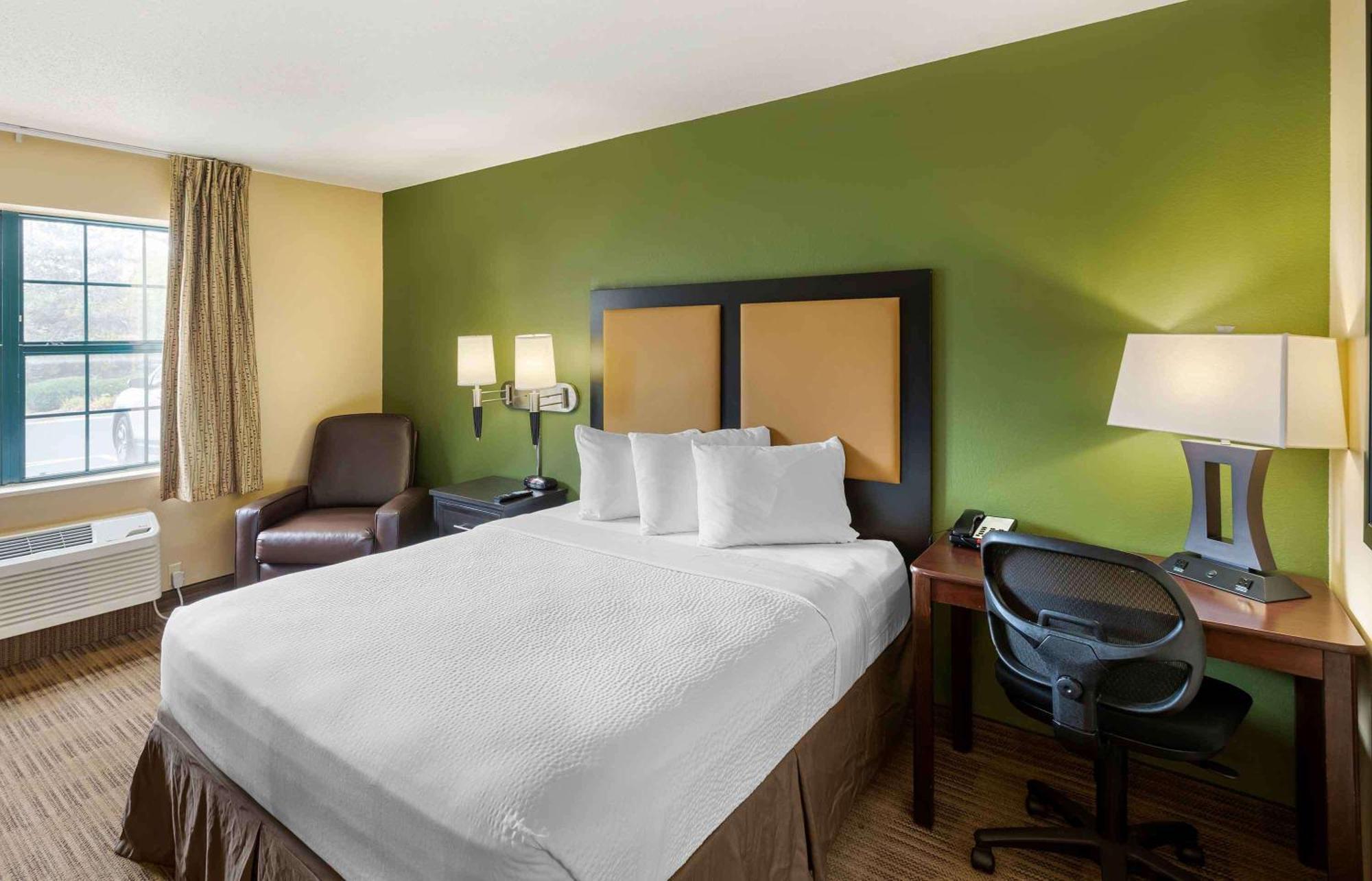 Extended Stay America Select Suites - Milwaukee - Waukesha Esterno foto