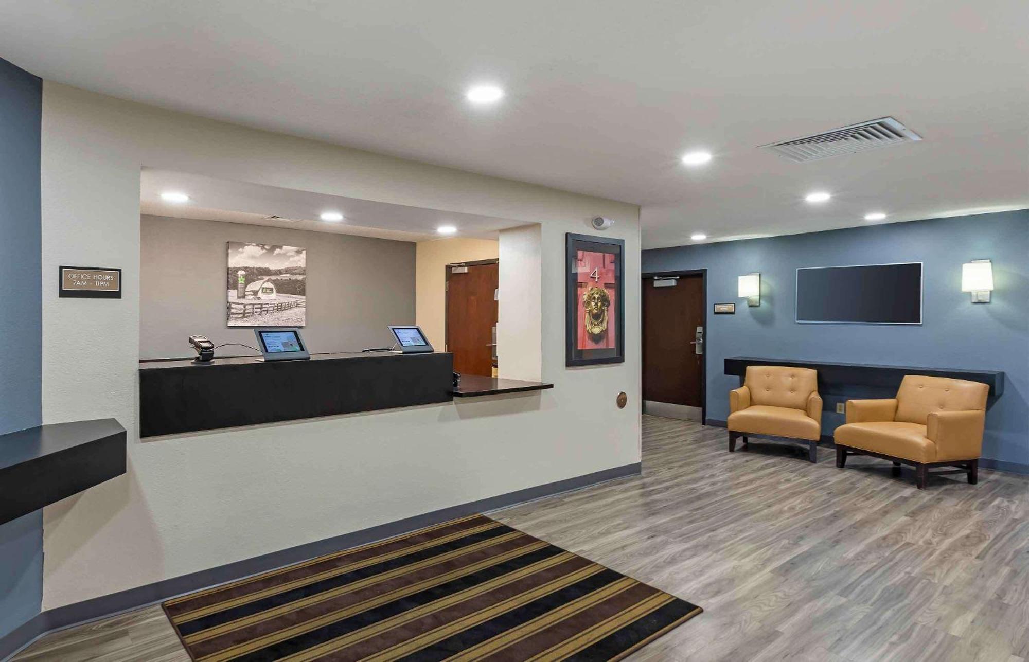 Extended Stay America Select Suites - Milwaukee - Waukesha Esterno foto