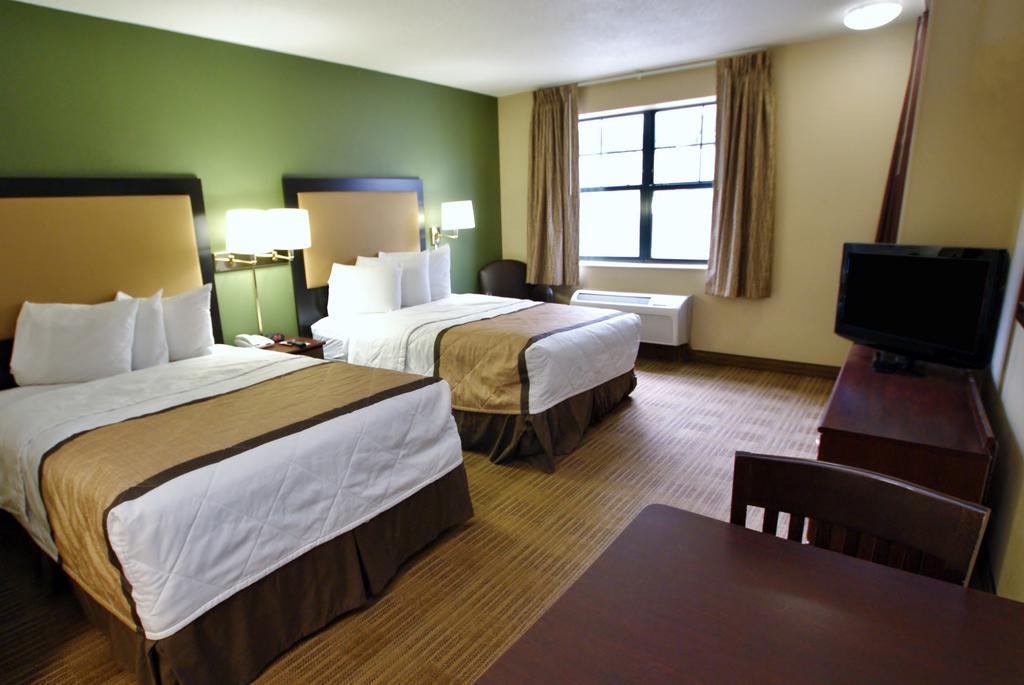 Extended Stay America Select Suites - Milwaukee - Waukesha Esterno foto