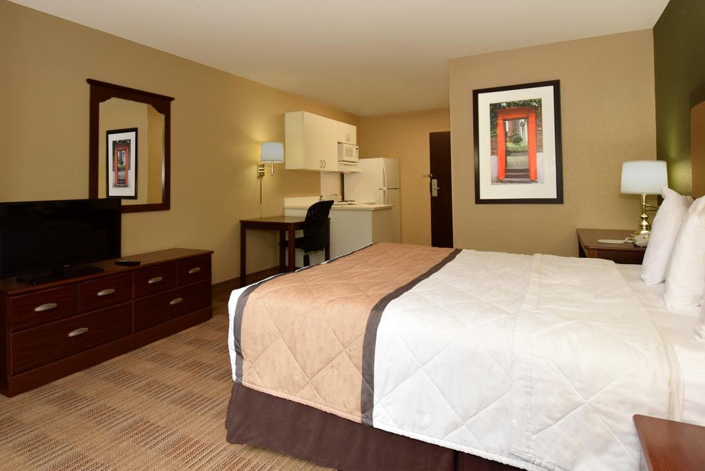 Extended Stay America Select Suites - Milwaukee - Waukesha Esterno foto