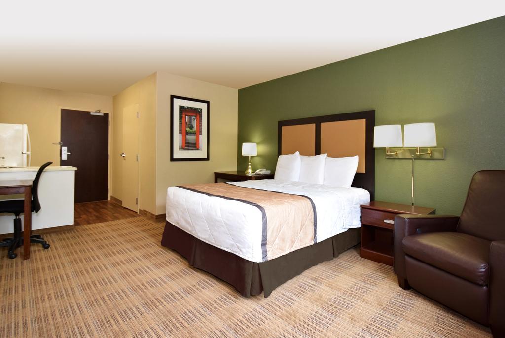 Extended Stay America Select Suites - Milwaukee - Waukesha Esterno foto