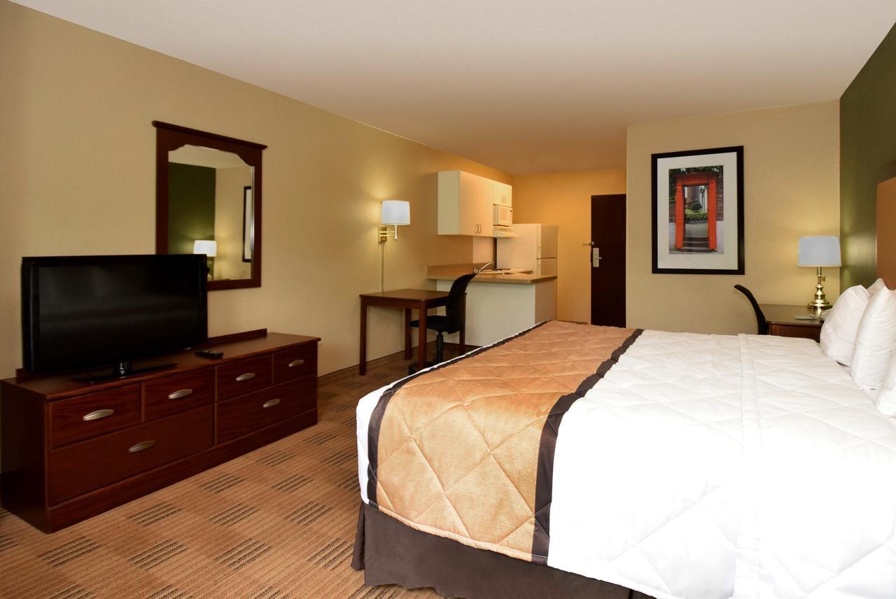 Extended Stay America Select Suites - Milwaukee - Waukesha Esterno foto